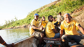 Fiji: genopbygger liv